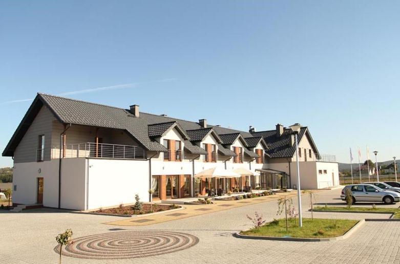 Gosciniec Europejski Miedziana Gora Exterior photo